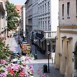 Portal House Aparthotel 4*