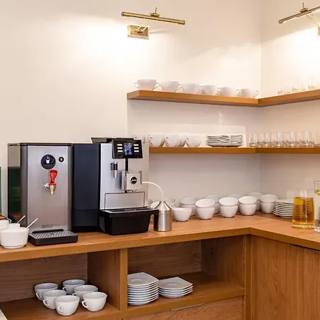 Portal House Aparthotel 4*