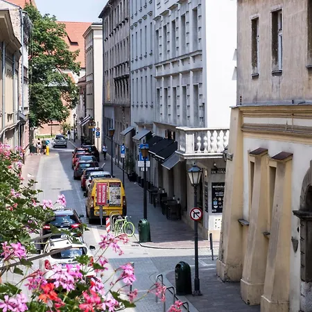 Portal House Aparthotel 4*