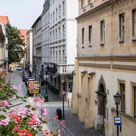 Portal House Aparthotel 4*