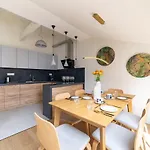 Portal House 4*