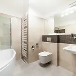 アパートホテル Portal House 4*