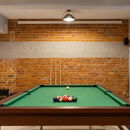 Aparthotel Portal House 4*