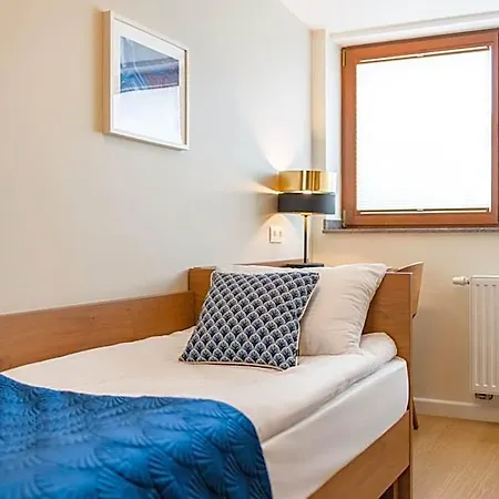 מלון דירות Portal House 4*