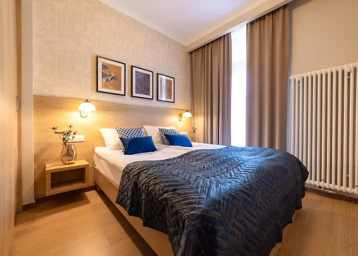 Portal House Aparthotel 4*