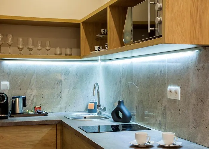 Portal House Aparthotel 4*