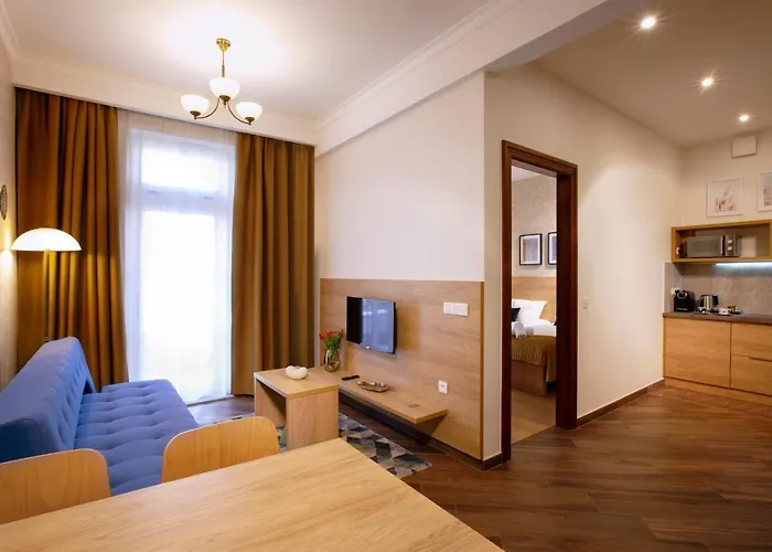 Portal House Aparthotel