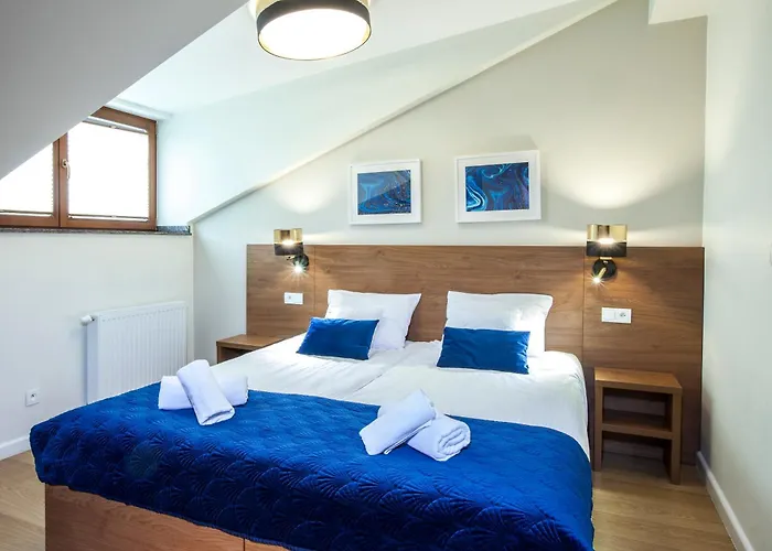 Portal House Aparthotel