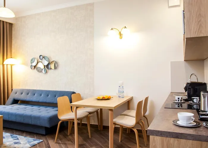 Portal House Aparthotel 4*