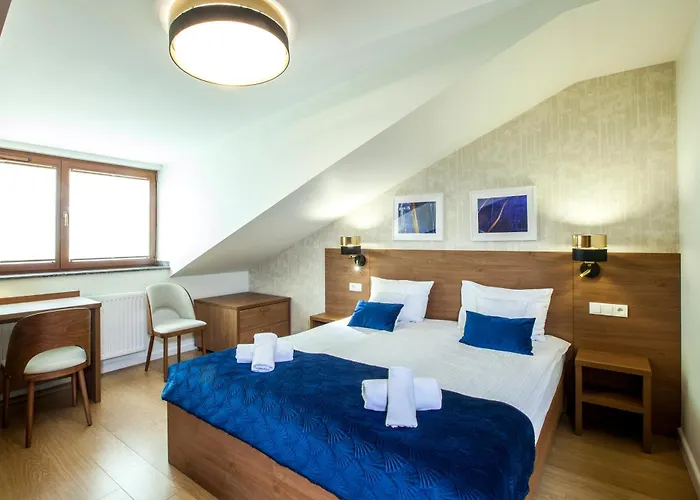 Portal House Aparthotel 4*