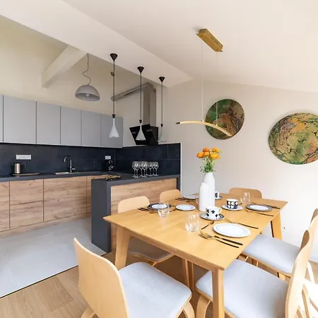 Portal House 4*